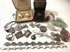 Antique Vintage Job Lot 138g Sterling Silver Jewellery Rings Bracelets Brooches