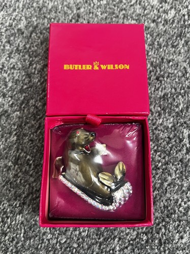 Butler wilson w enamel - &,