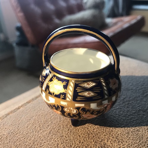 Royal crown derby - royal,