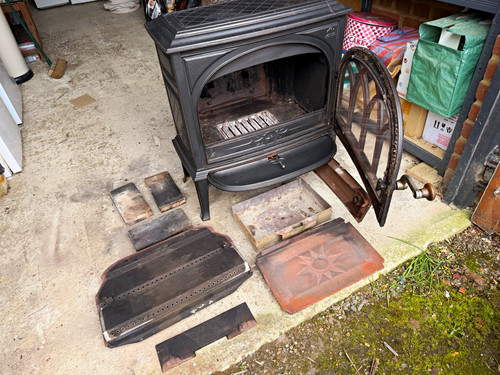 Jotul 400 cast iron - cast,