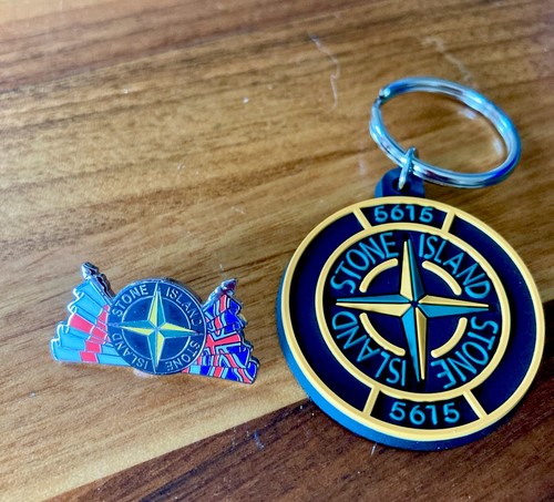 Casuals pin badge keyring a - badge, keyring,