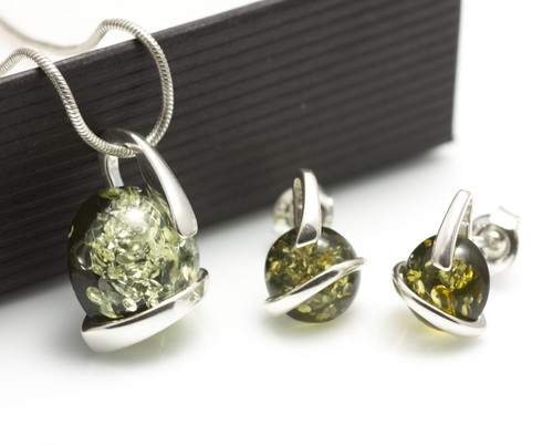 Natural baltic amber green - natural,