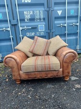 STUNNING LEATHER AND FABRIC