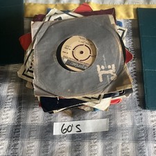32 Vinyl 7" Records Job Lot
