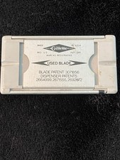 VINTAGE GILLETTE SLIM