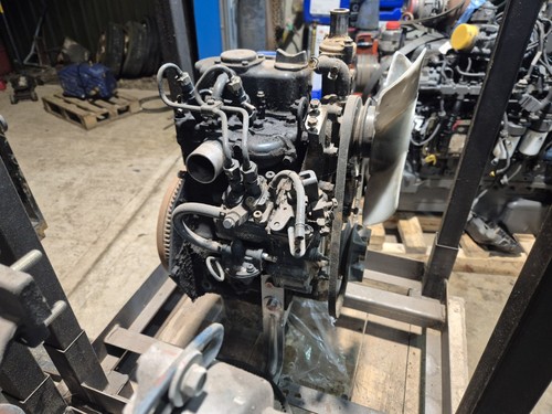 Kubota z482 complete engine - 3x,