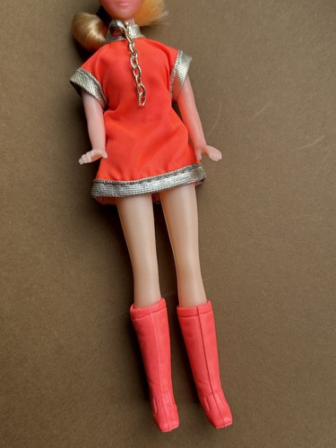Vintage 1970s pippa - 🩷, doll