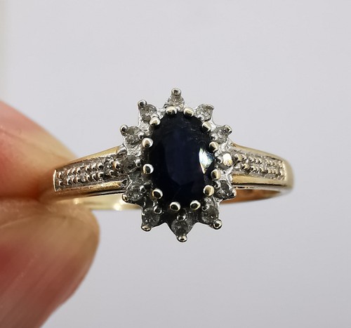 9ct gold sapphire and diamond - gold,