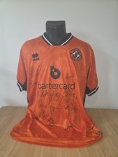 Dundee Utd Squad Signed Jersey