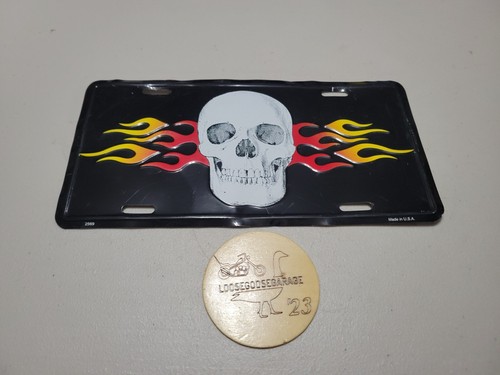 Skull flames black - black, license