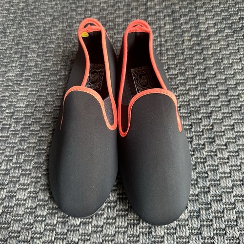 Flossy style black canvas - flossy,