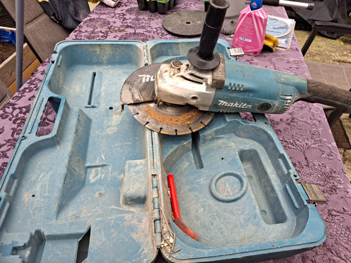 Makita corded angle grinder - corded,