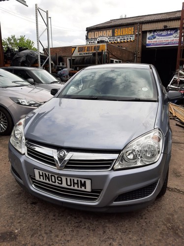 Vauxhall astra mk5 2004 - h,