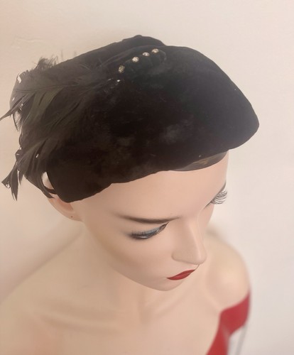 Vintage 1950s black velvet - 1950s,
