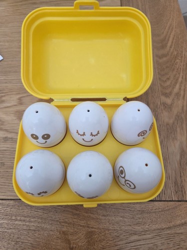 Vintage 1993 tomy egg - tomy, chick