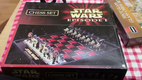 Star wars episode chess set - chess,