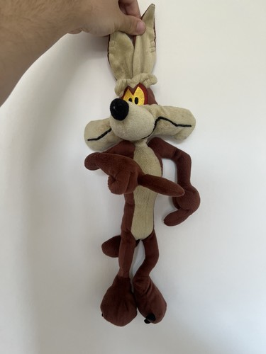 Wile coyote looney tunes - looney,
