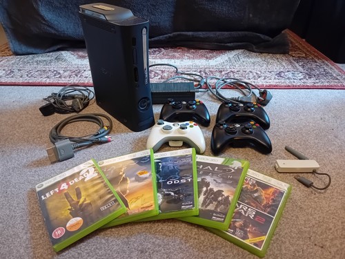 Xbox 360 elite model boxed - model,