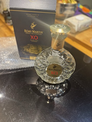Remy martin bottle - martin,