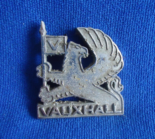 Vintage vauxhall badge - mk,