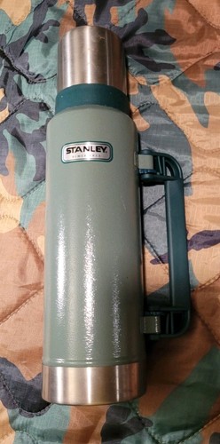 Green stanley thermos with - green,