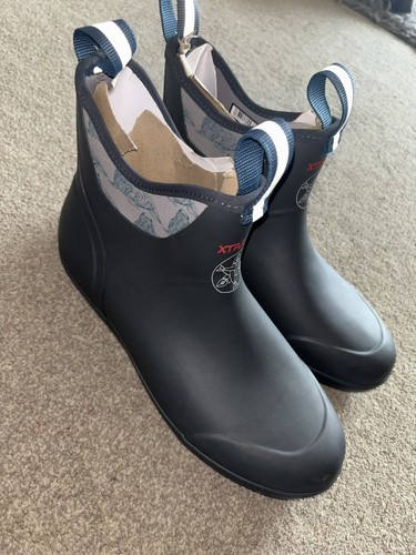 Xtratuf ankle deck wellie - ankle,