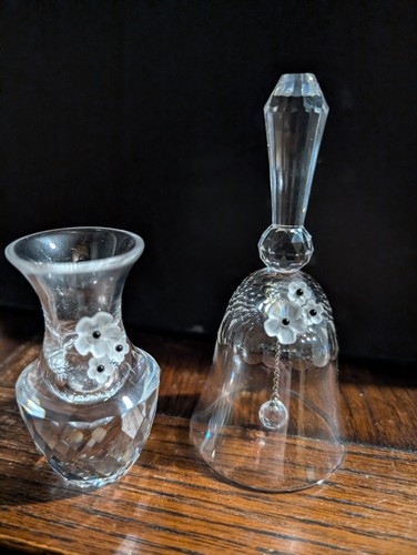 Swarovski crystal bud vase and - bud,