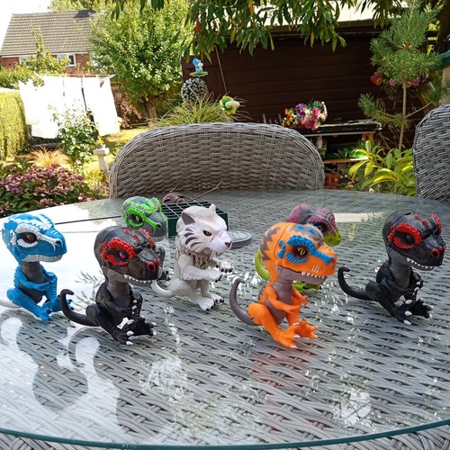 Fingerlings dinosaurs bundle - fingerlings,