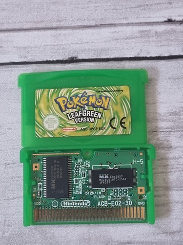 Pokemon leaf green version - leaf,