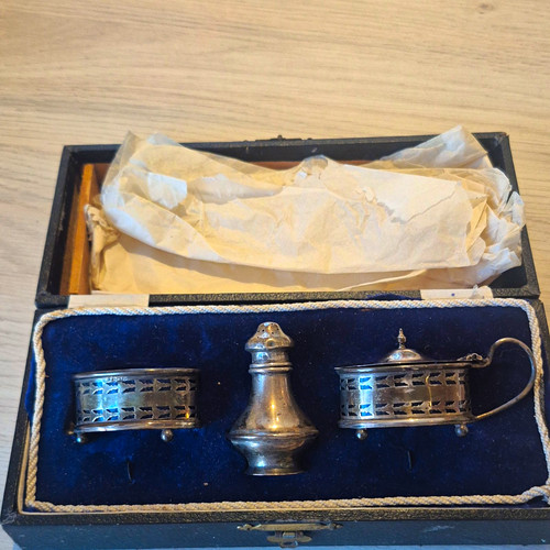 Solid silver cruet set - silver,