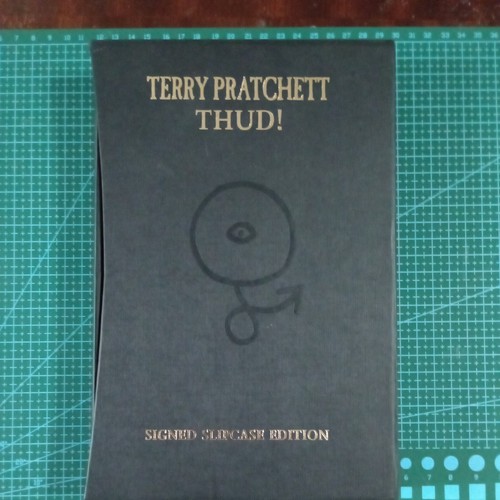 Thud terry pratchett - thud!,