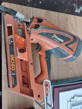 PARASODE 1ST FIX NAIL GUN  BATTERY OPERATED