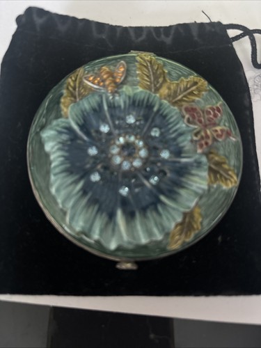 Susanna freud style enamelled - style,