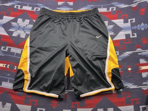 Nike vtg y2k - vtg, shiny
