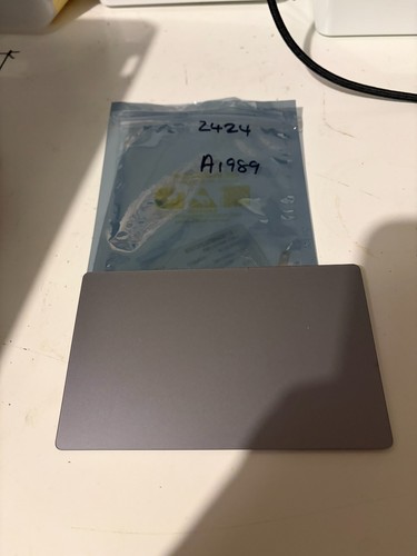 Genuine apple macbook - macbook, pro