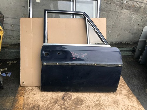 Mercedes w108 front right door - mercedes,