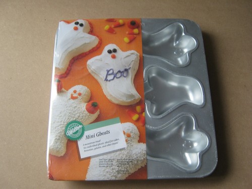Wilton halloween cavity mini - halloween,