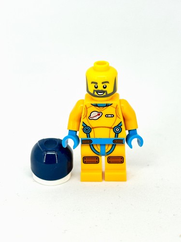 Lego minifigure town lunar - lego,