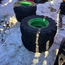 9 Lug Boom Man Lift Tires