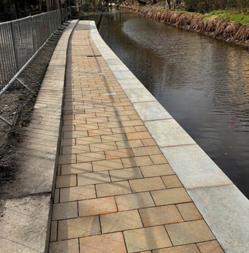 Paving setts