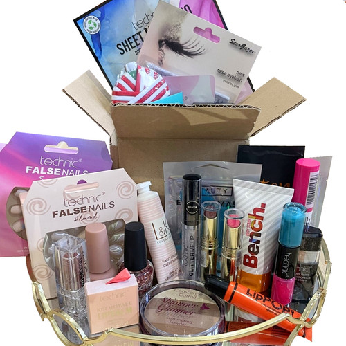 Makeup bundle mystery - mystery, box