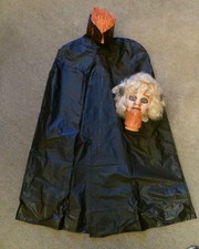 VINTAGE HALLOWEEN HEADLESS LADY SEVERED HEAD FANCY DRESS GIRLS WORLD HEAD 1990s