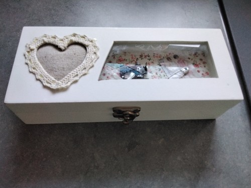 Shabby chic white - shabby,