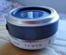 Nikon 1 11-27.5mm zoom lens