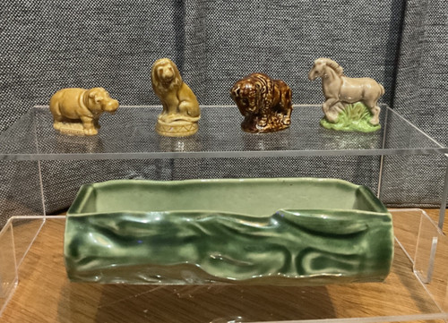 Vintage wade figurines of - figurines,