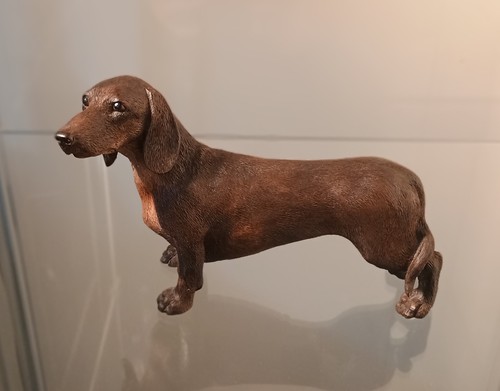 15cm resin brown dachshund - 15cm,