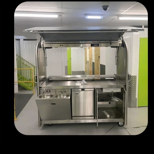 Tank mobile kiosk gullwing - kiosk,