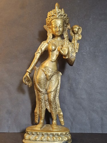 Guan yin bodhsattva large - or,