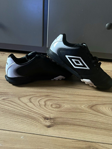 Umbro football boots astro - football,