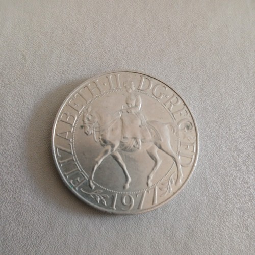 1977 queen elizabeth silver - ii,